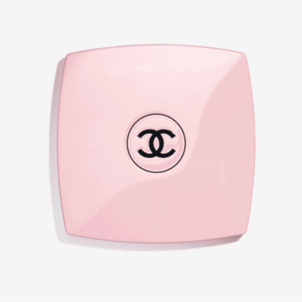 Brand new with full set.  Ballerina Codes Coleur dual compact mirror.